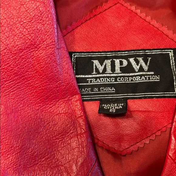 Women's VTG MPW Western 100% Red Fringe Leather Jacket , S , $59 - Picture 3 of 14